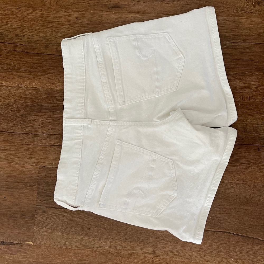 American Eagle outfitters 2 women